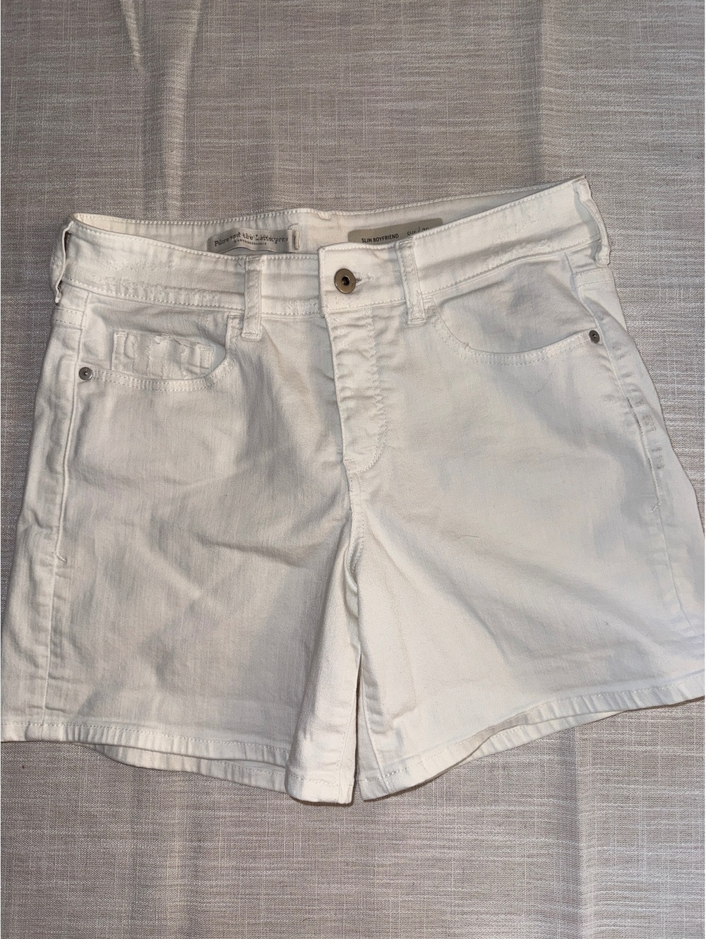 Pilcro and the Letterpress Slim Boyfriend White Denim Shorts Size 29